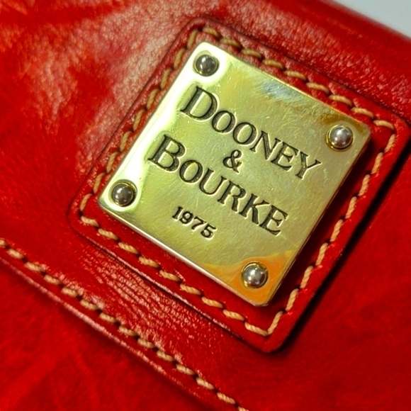 Dooney & Bourke Handbags - DOONEY & BOURKE - BURGUNDY TRIFOLD Continental Clutch with Paisley